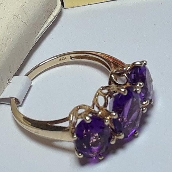 3ctw Natural Oval Amethyst 3 stone 10Kt Yellow Gold THL size 7 Ladies Ring#18346 - Picture 4 of 4